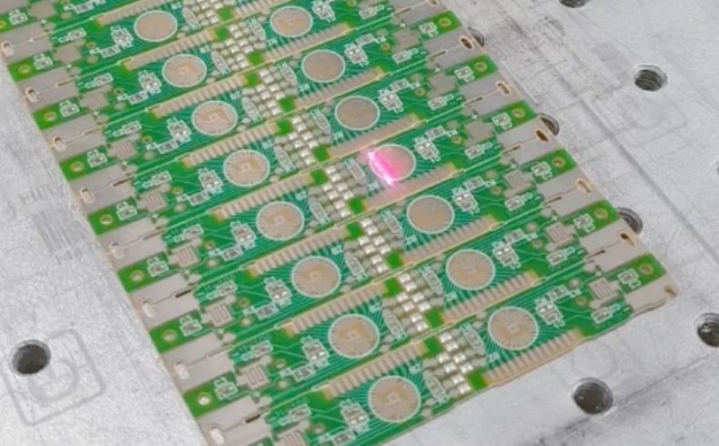 PCB鐳雕機(jī)支持多語(yǔ)言系統(tǒng)嗎